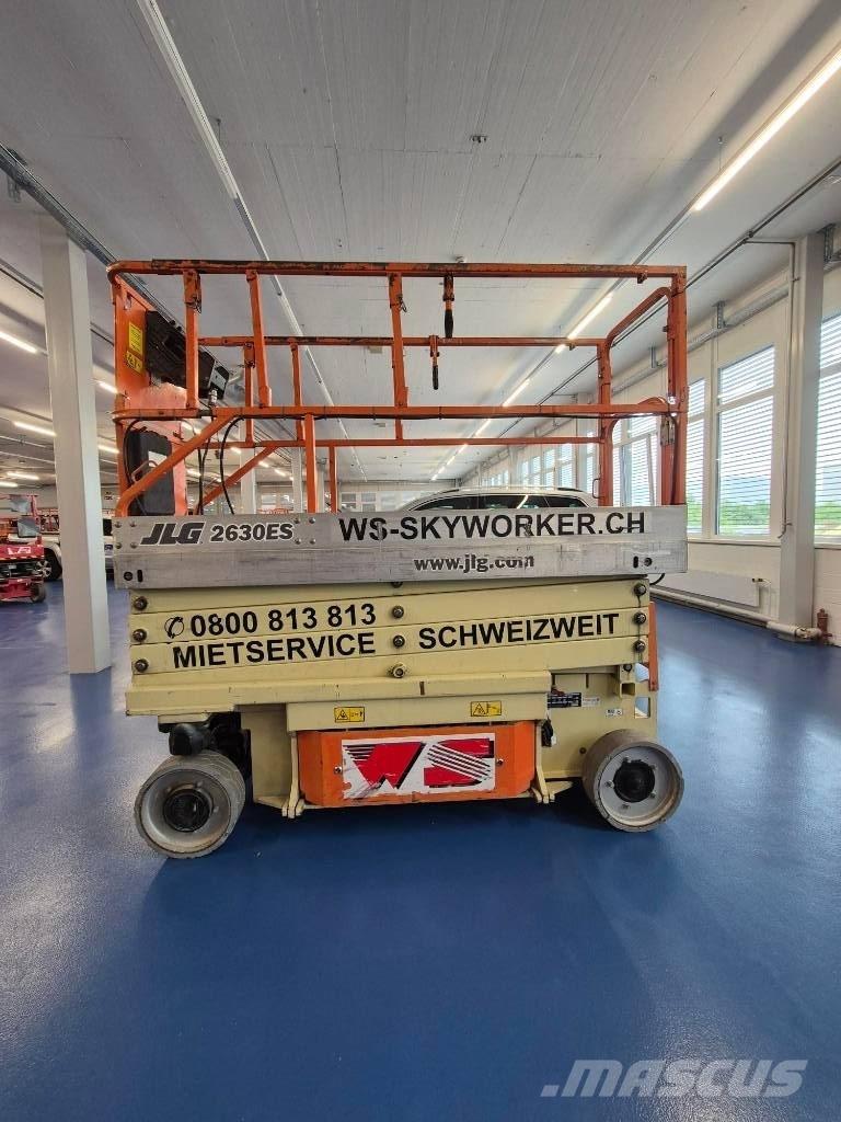 JLG 2630 ES Makazaste platforme