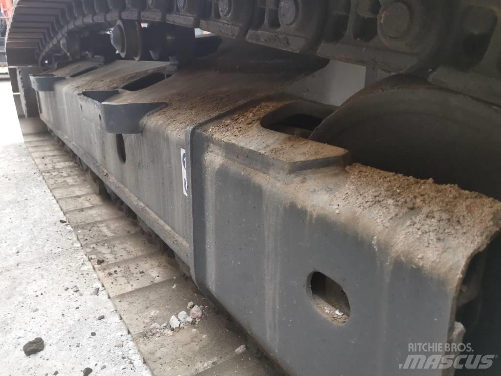 Komatsu PC 200 LC-8 Bageri guseničari