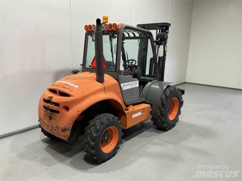 Ausa C250HX4 Vanterenski viljuškar