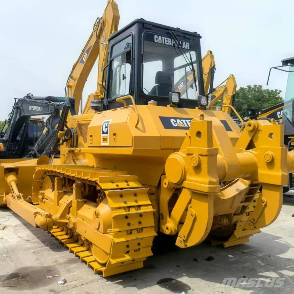 CAT D 6 D Buldožeri guseničari
