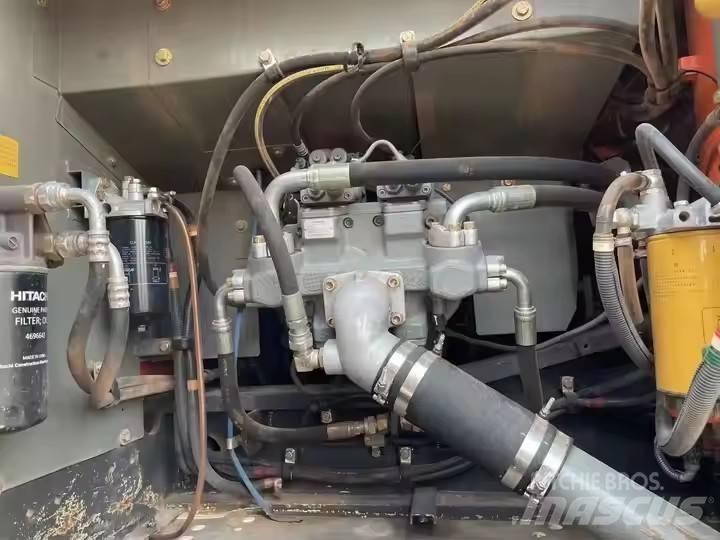 Hitachi ZX250-5A Bageri guseničari