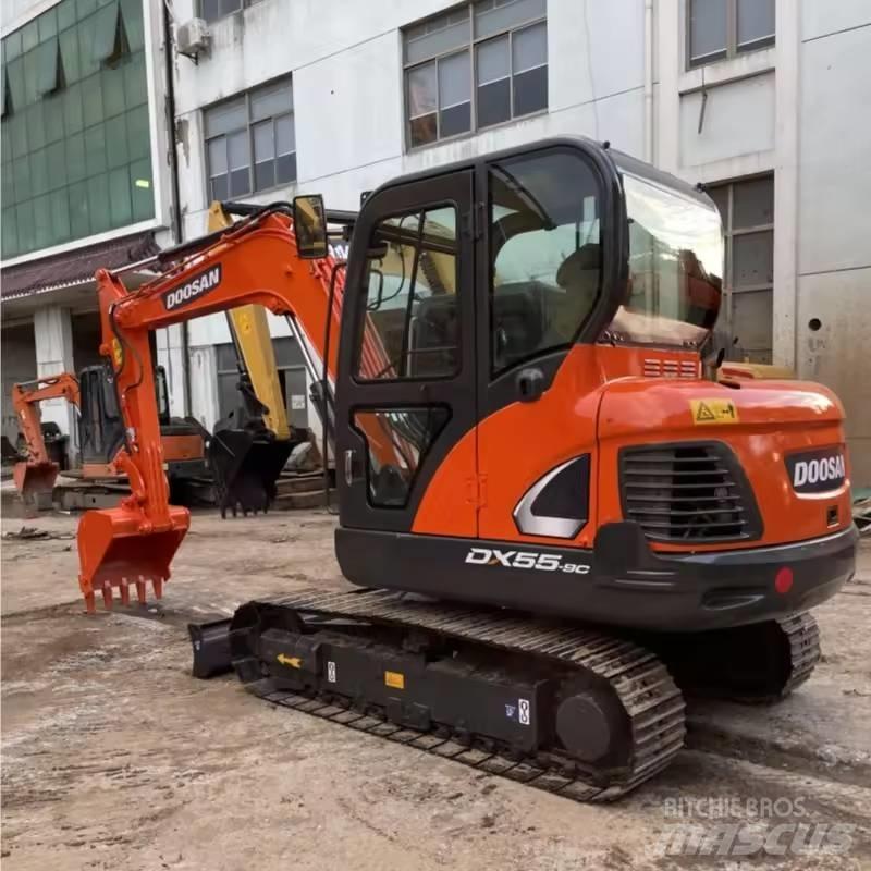 Doosan DX55 Bageri guseničari