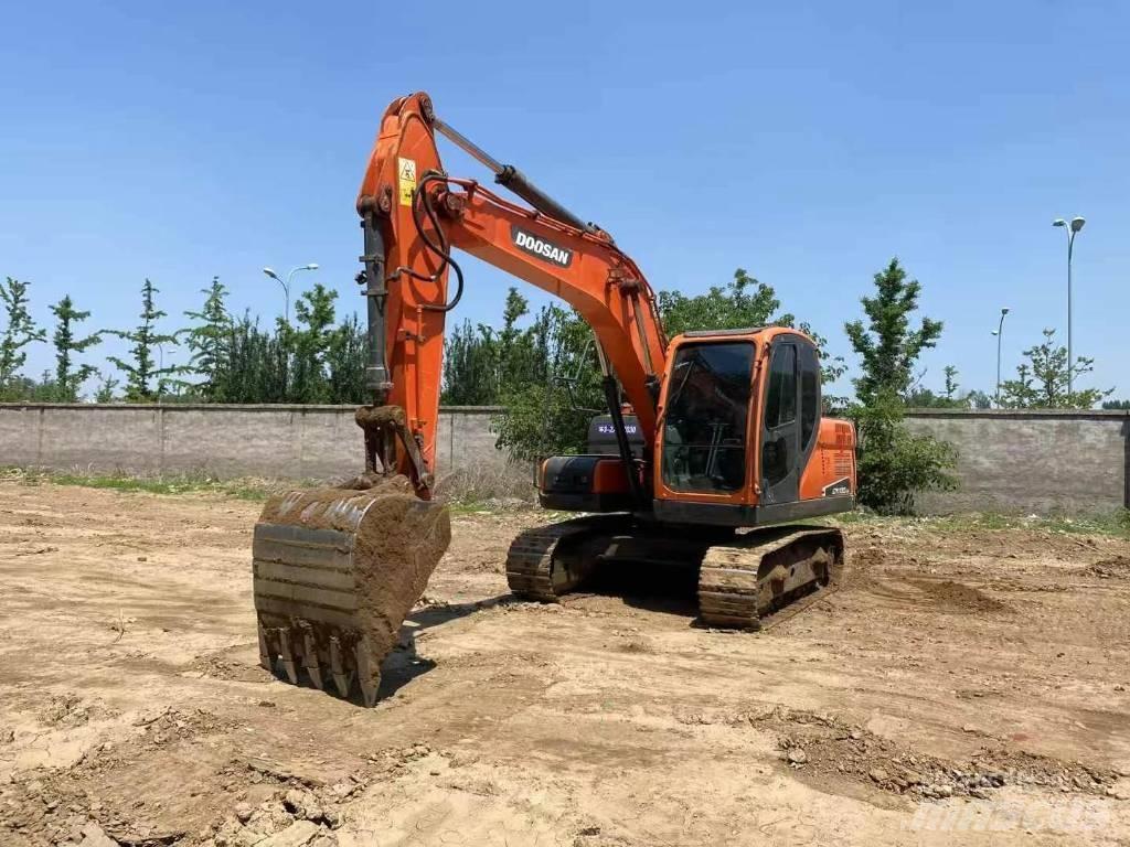 Doosan DX 130-9 Bageri guseničari