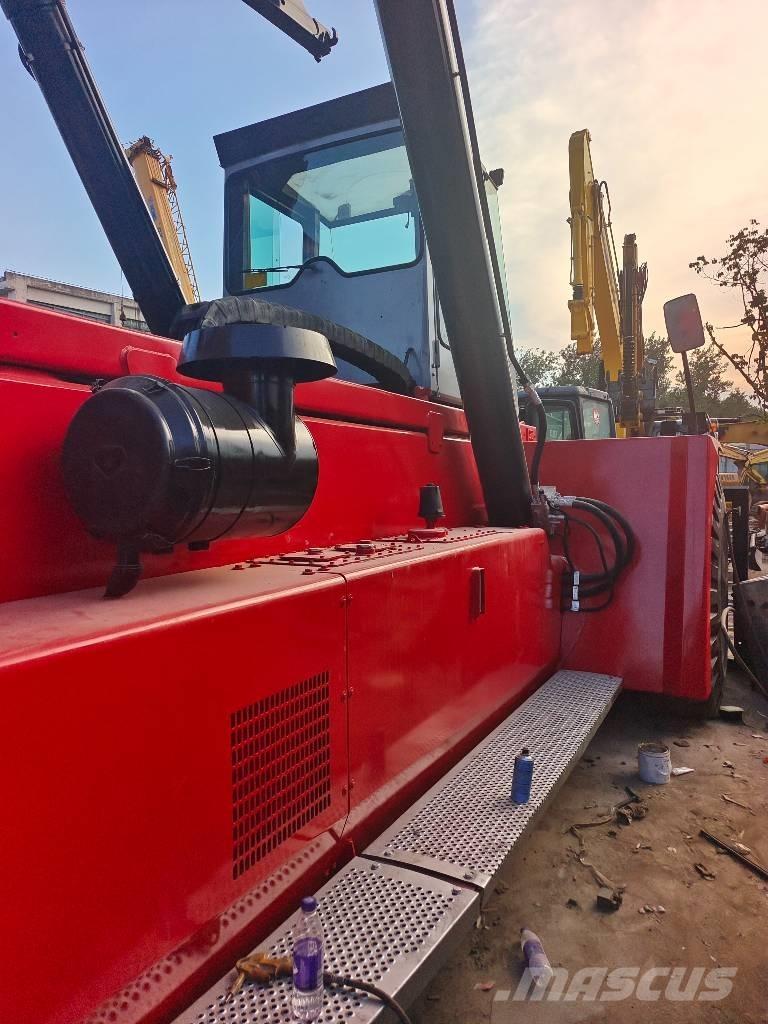 Kalmar DRF 450 Dohvatni viljuškari
