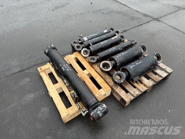 Valmet 921 SIŁOWNIKI Hidraulika