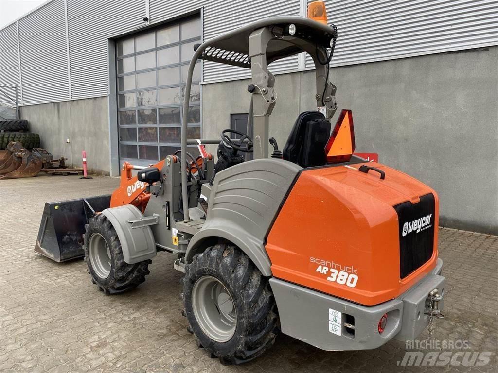 Weycor AR380 Agrar Višenamenski utovarivači