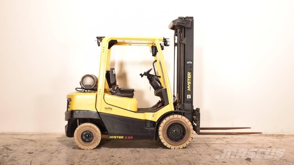 Hyster H2.5A6-L Plinski viljuškari