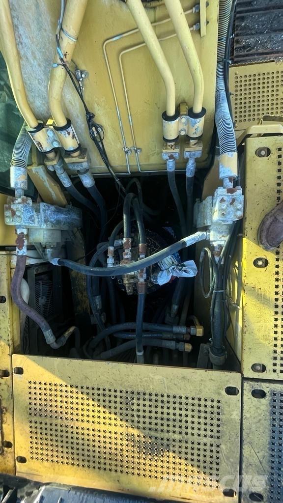 CAT 330 C LC Bageri guseničari