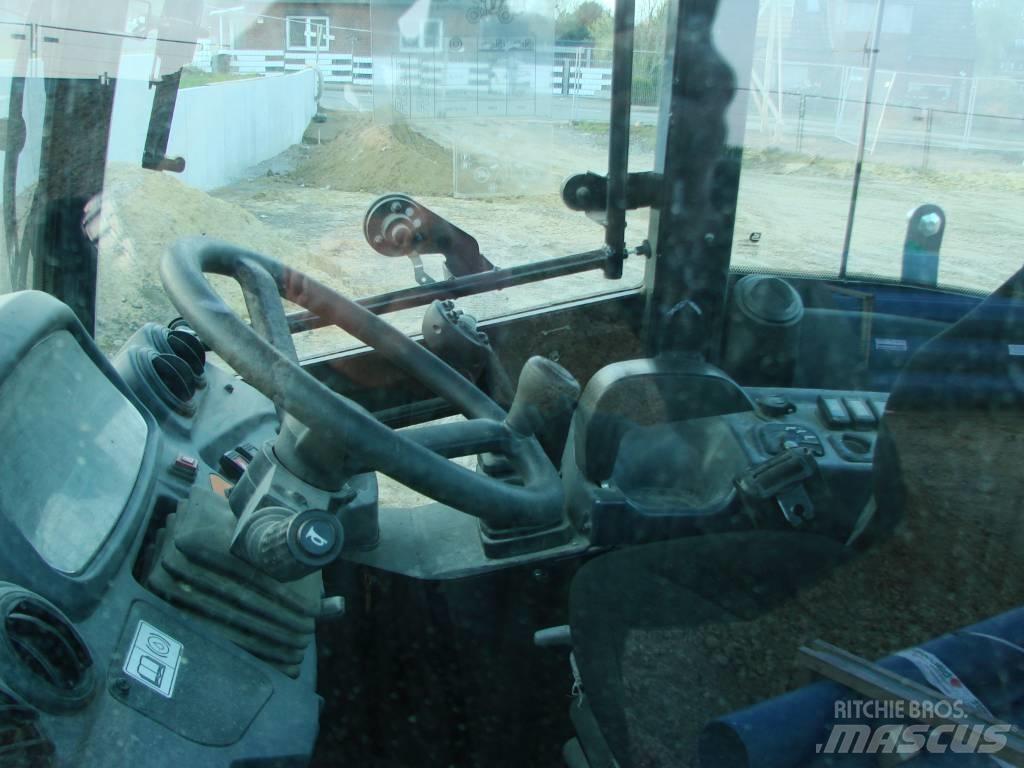 Kubota R 082 Utovarivači na točkove