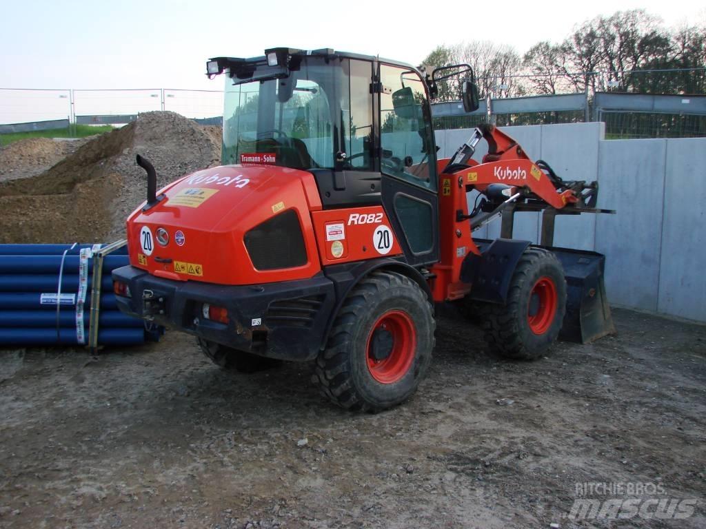 Kubota R 082 Utovarivači na točkove