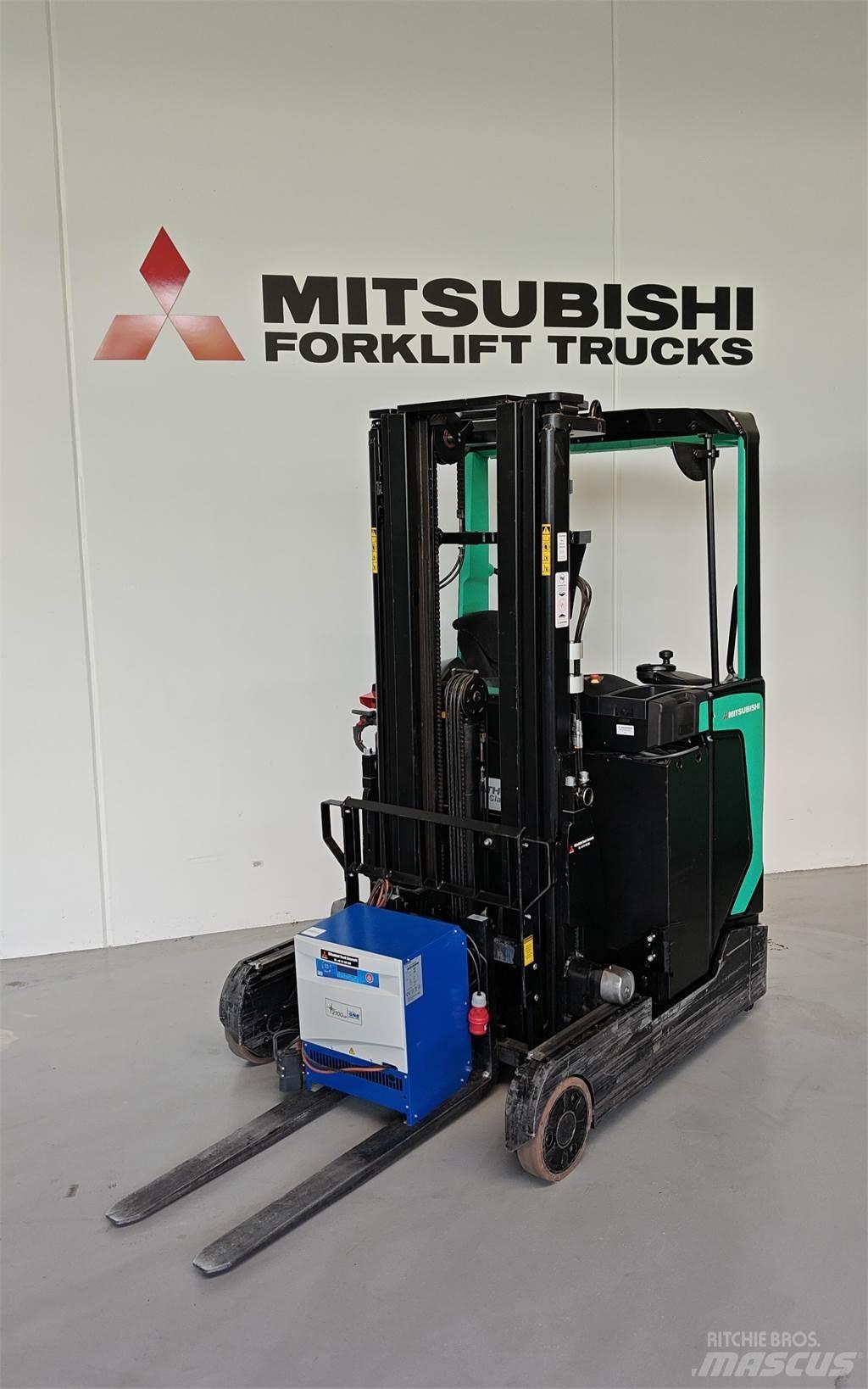 Mitsubishi RB14N2S Viljuškari sa pomičnim stupom
