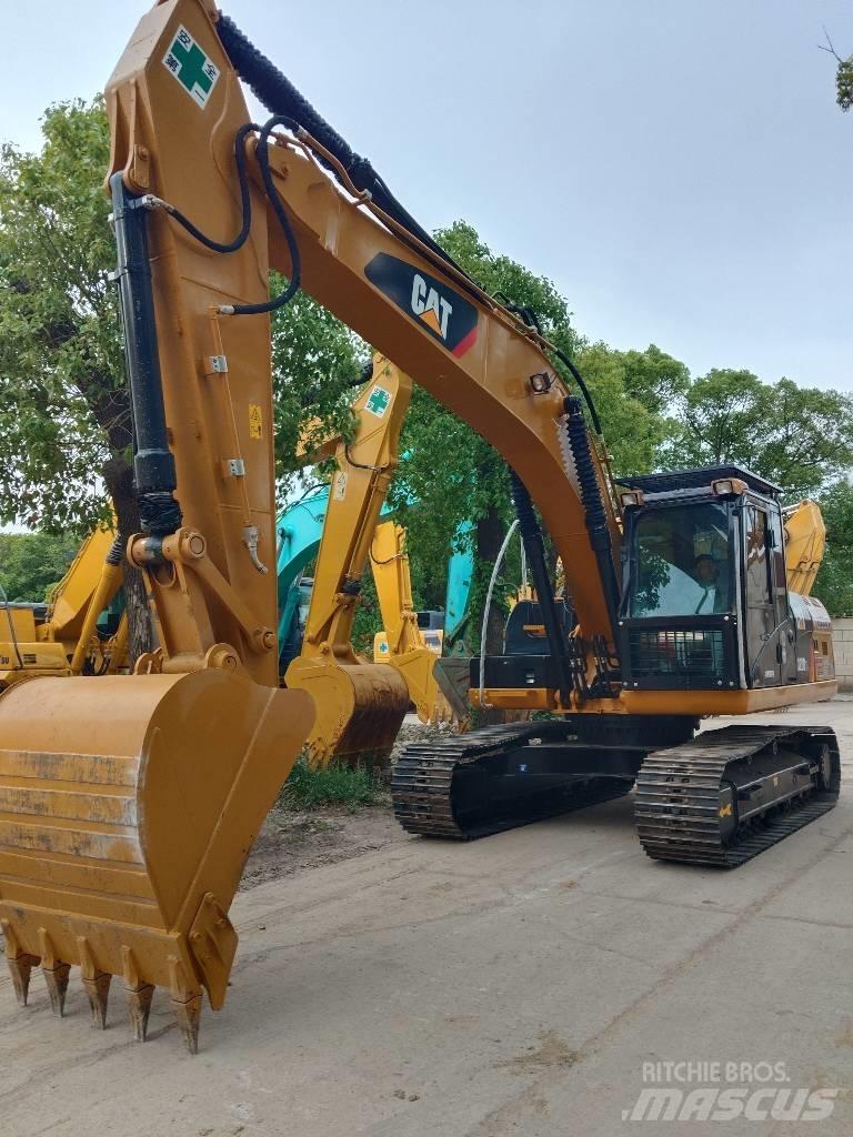 CAT 320D2L Bageri guseničari