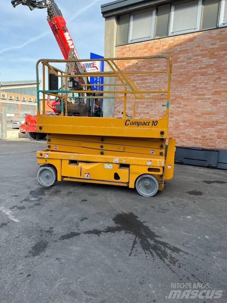 Haulotte Compact 10 Makazaste platforme