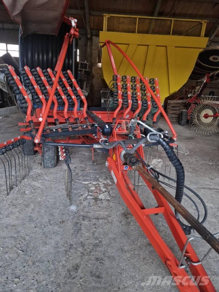 Kuhn 5031T Okretači i sakupljači sena