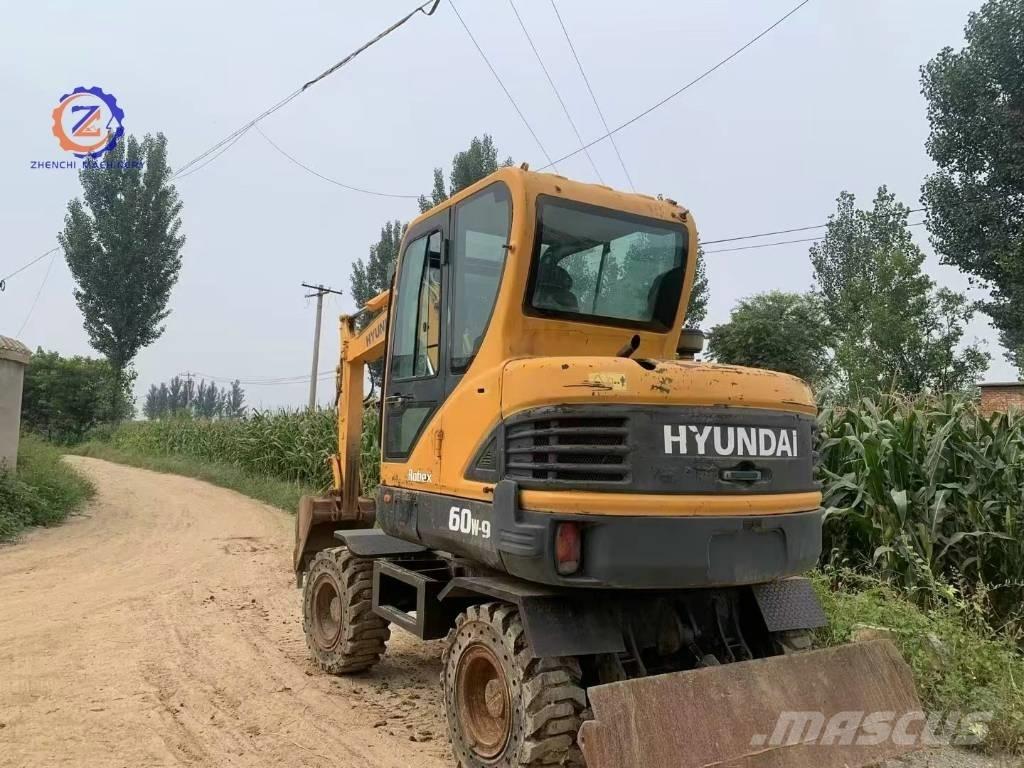 Hyundai 60 W Bageri točkaši