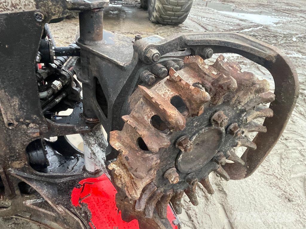 Komatsu 951 / C144 Harversteri