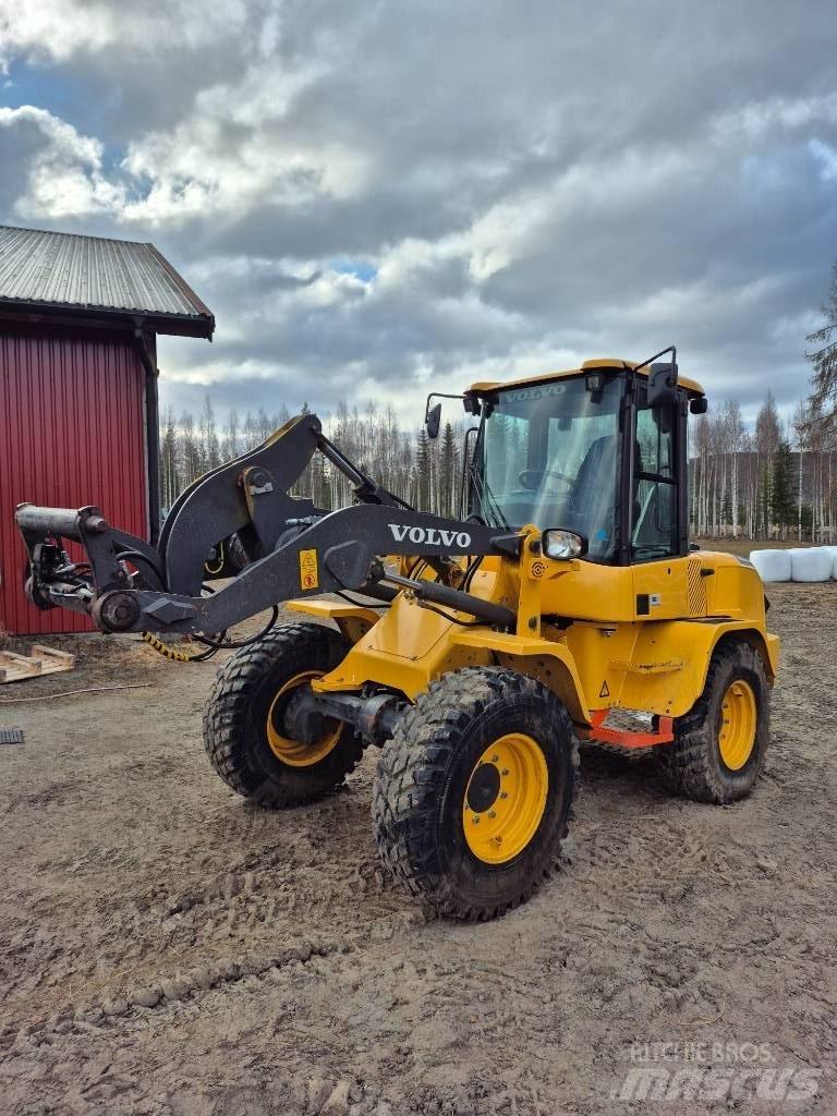 Volvo L 30 G Utovarivači na točkove