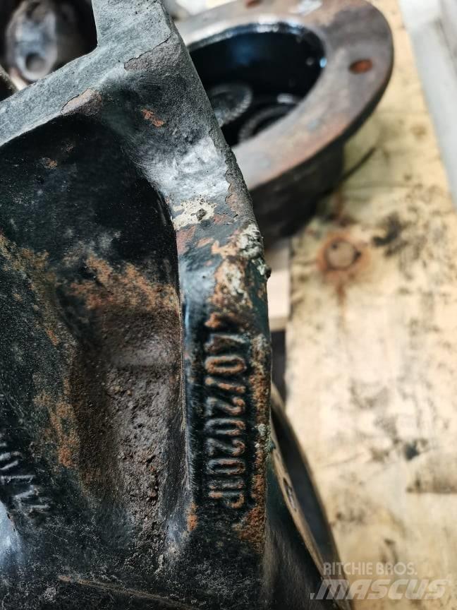 JCB 520-40 reducer Osovine