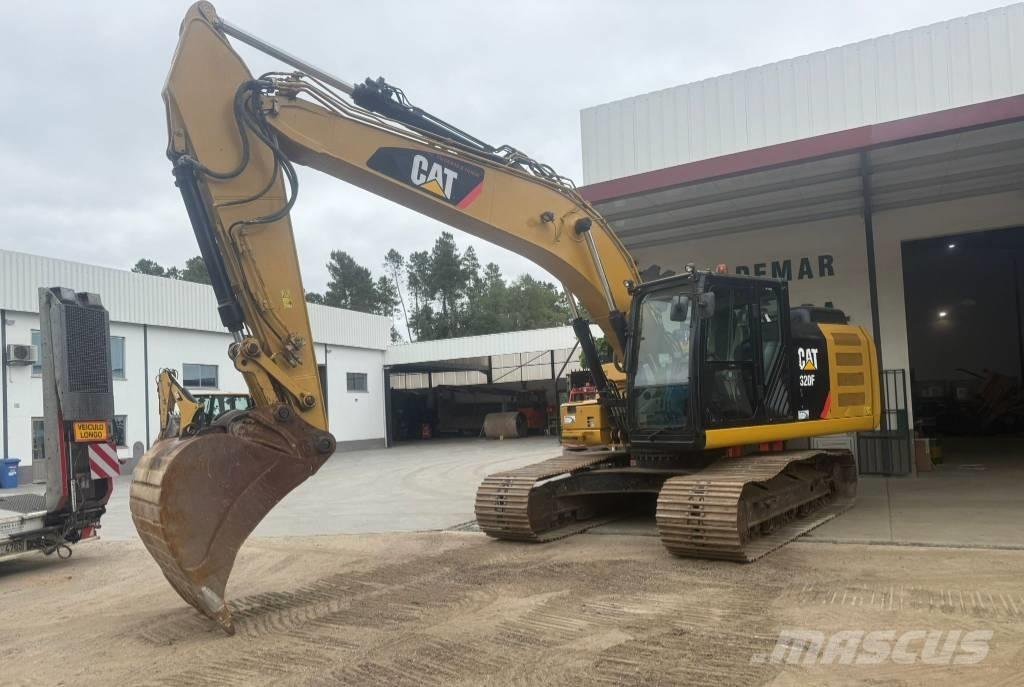 CAT 320 F Bageri guseničari