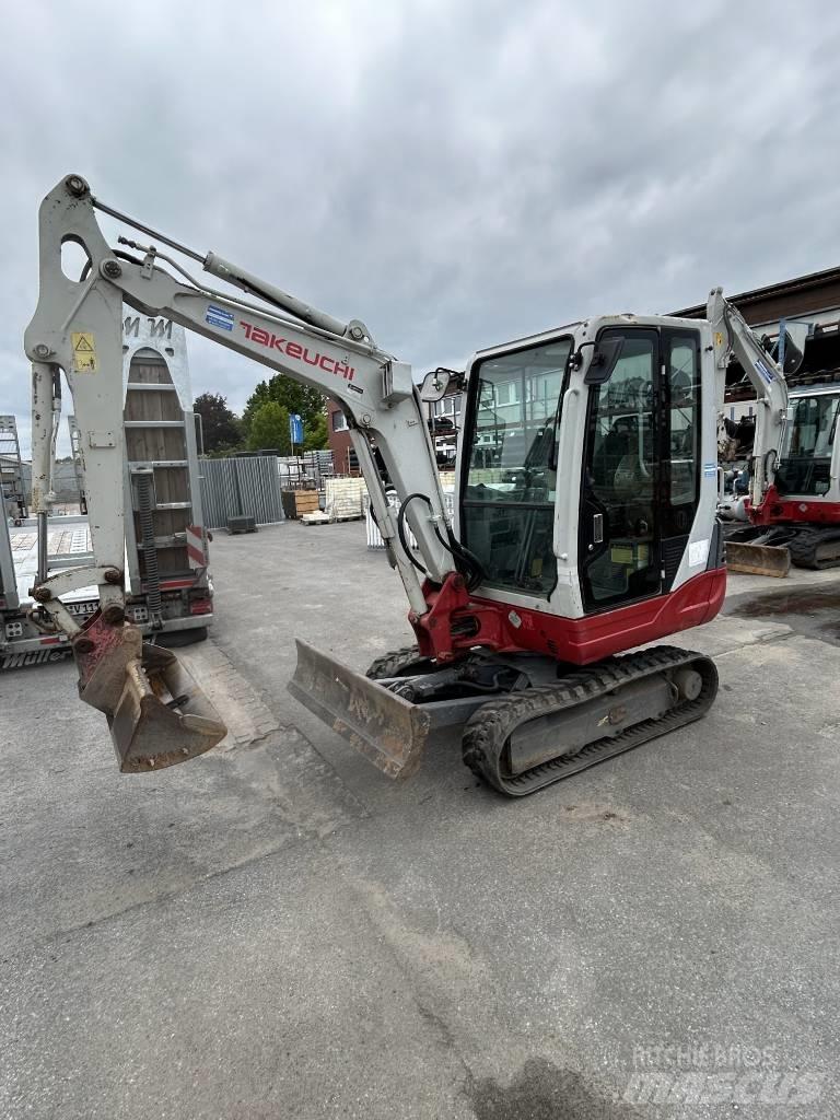 Takeuchi TB 228 Mini bageri < 7t