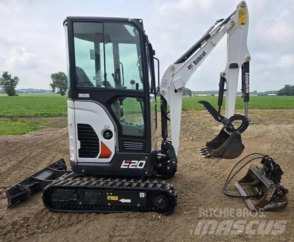 Bobcat E20 Mini bageri < 7t