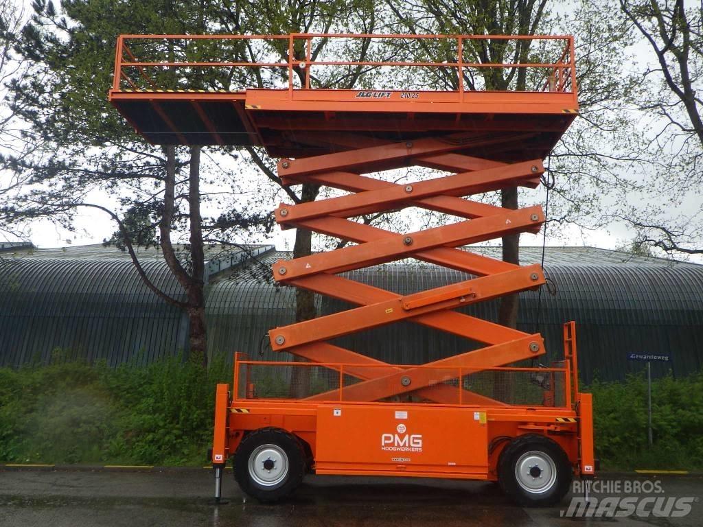 JLG 210-25 Makazaste platforme