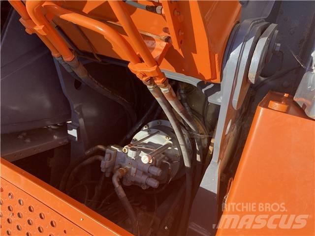 Hitachi ZX 250 Bageri guseničari