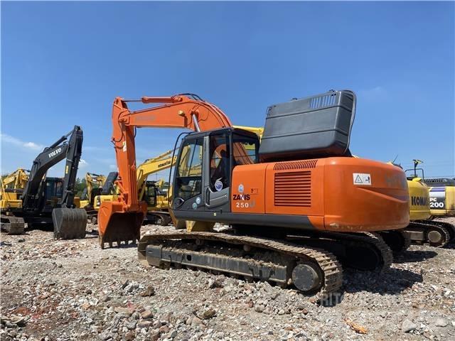 Hitachi ZX 250 Bageri guseničari