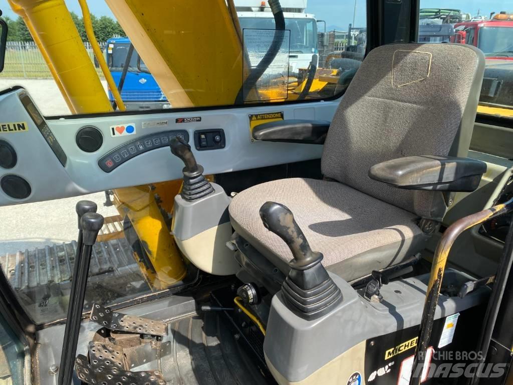JCB JS 130 Bageri guseničari