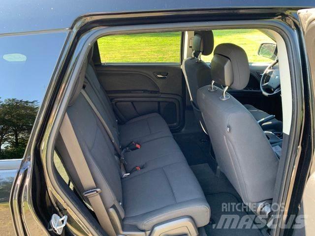 Dodge Journey SE Automobili