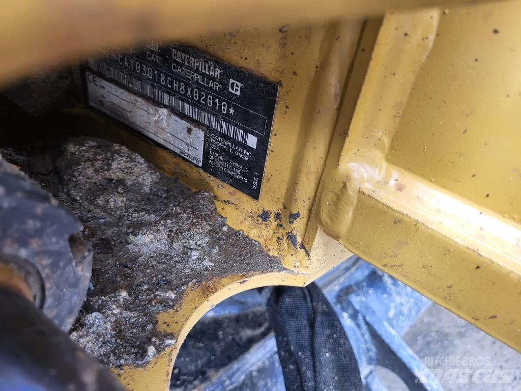 CAT 301.8 NG Mini bageri < 7t