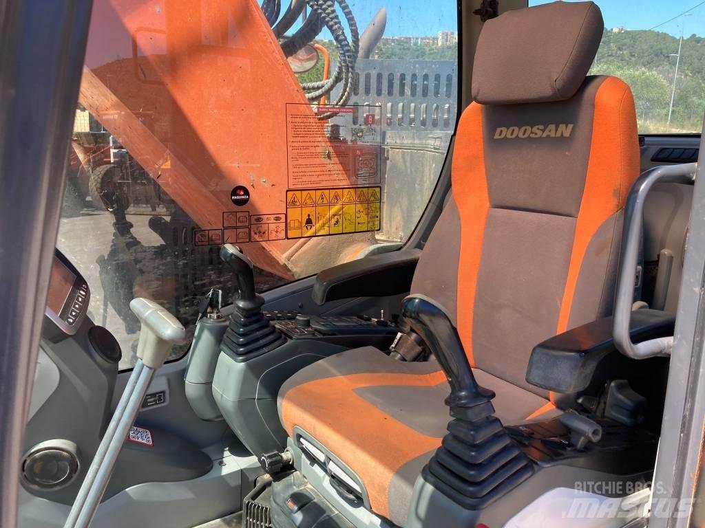 Doosan DX 235 LCR Bageri guseničari