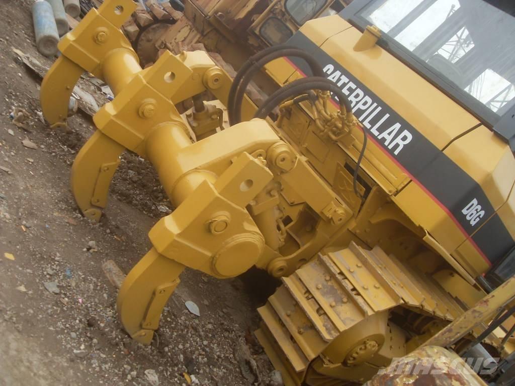 CAT D 6 G Buldožeri guseničari