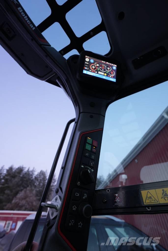 Bobcat S 76 Skid steer mini utovarivači