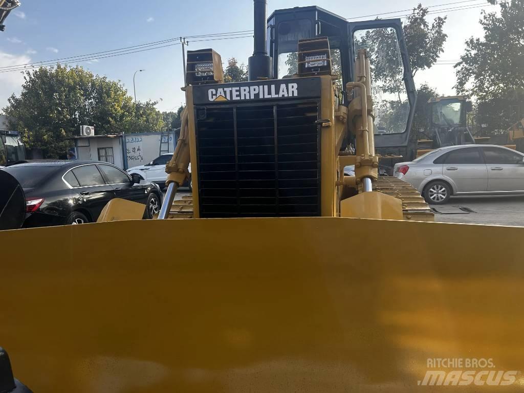 CAT D7G Buldožeri guseničari
