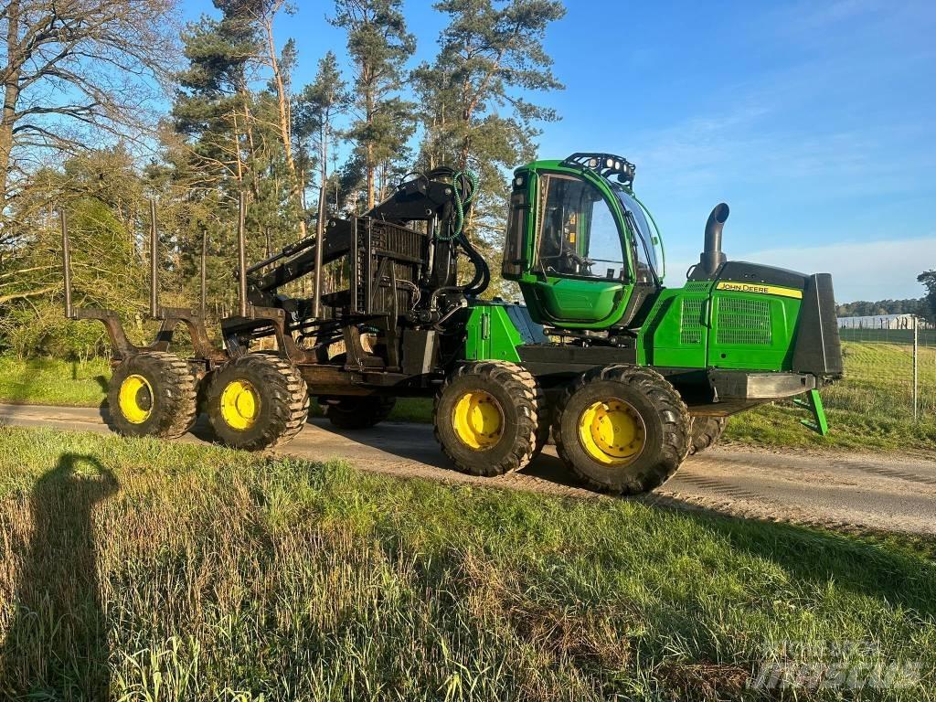 John Deere 1210 E Forvarderi