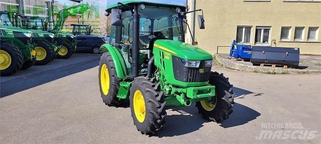 John Deere 5058e Traktori
