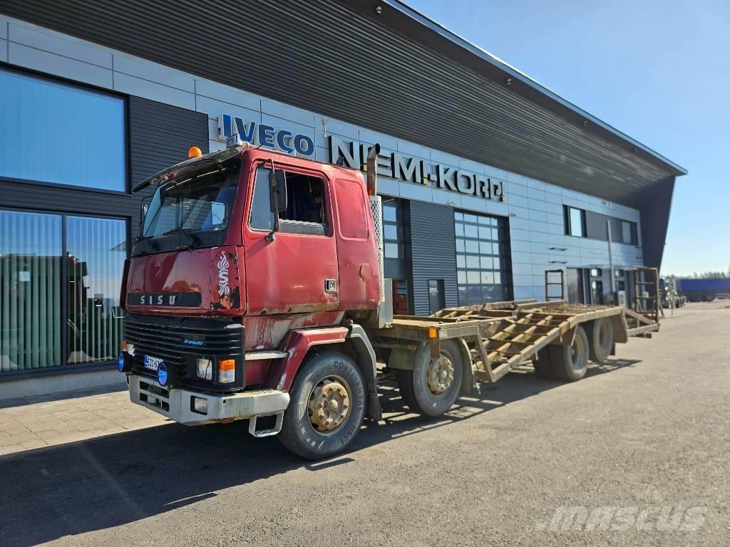 Sisu SM300 8X2 Kamioni za prevoz šumarskih mašina