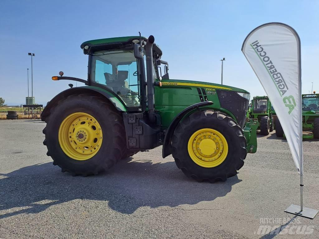 John Deere 7230 R Traktori