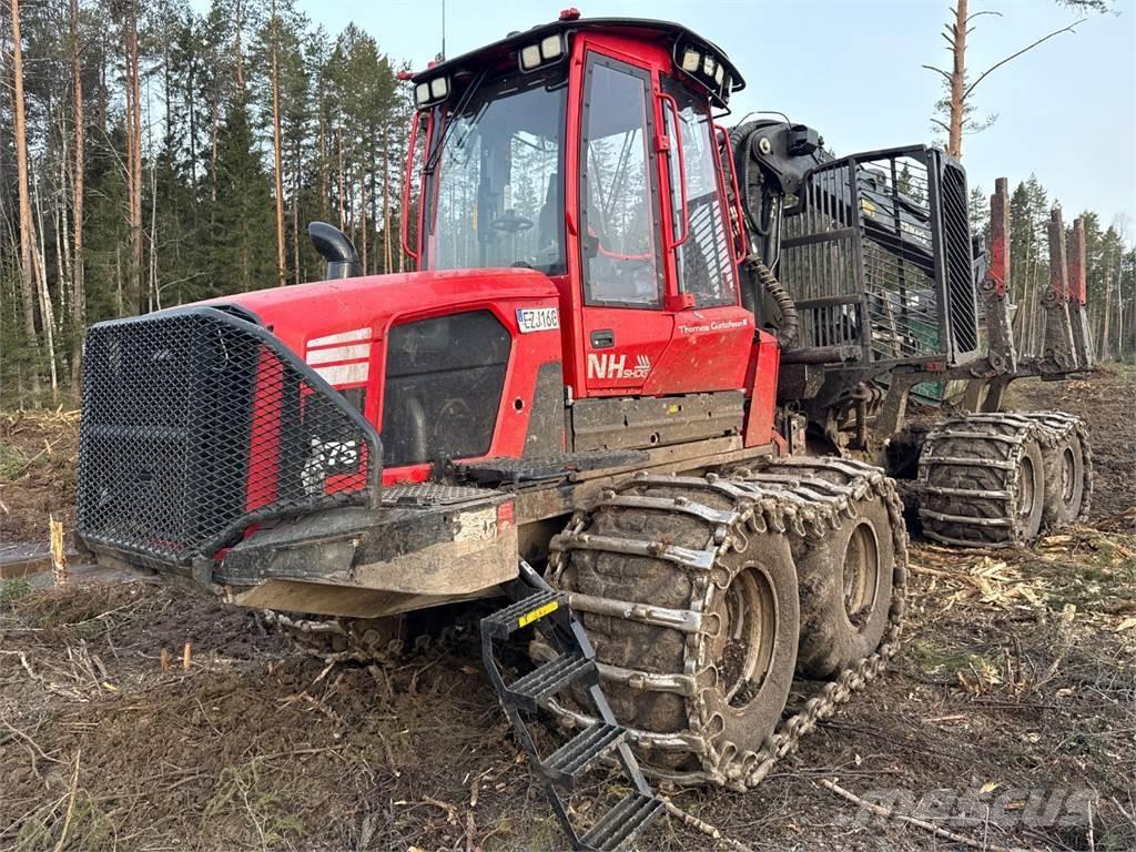 Komatsu 875 Forvarderi