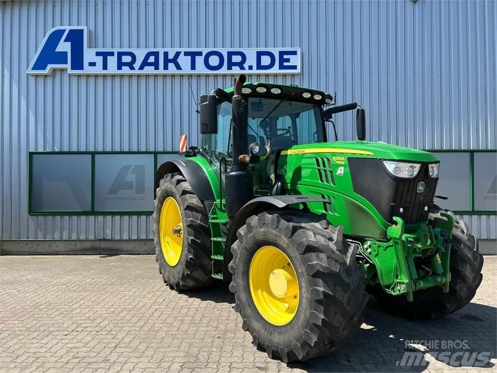 John Deere 6215R Traktori