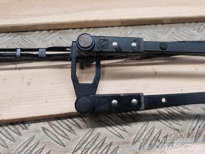 Manitou MLT  wiper Kabine i unutrašnjost