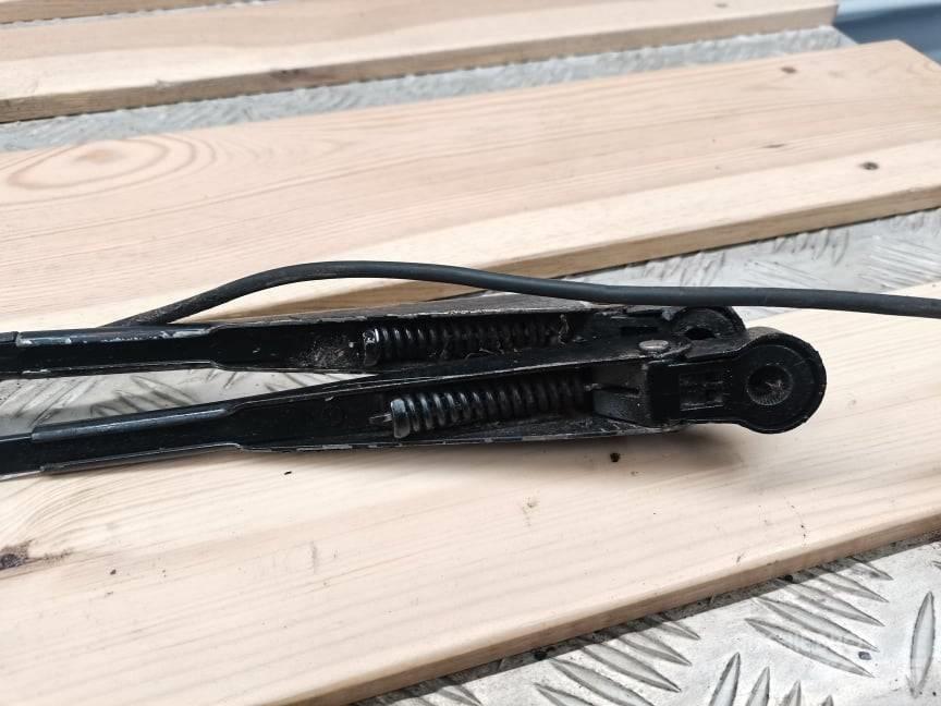 Manitou MLT  wiper Kabine i unutrašnjost