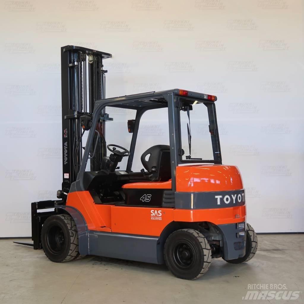 Toyota 7FBMF45 Električni viljuškari