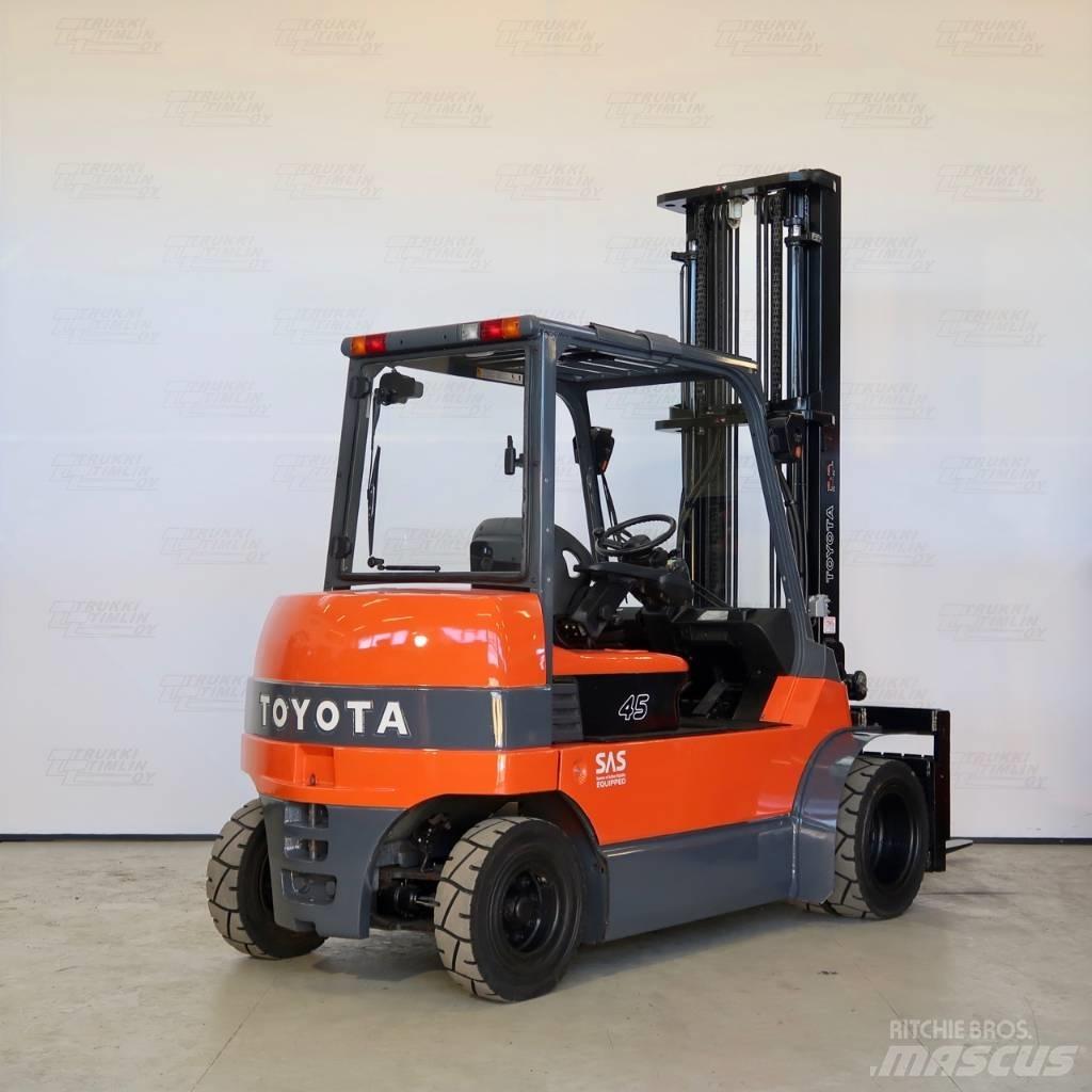 Toyota 7FBMF45 Električni viljuškari