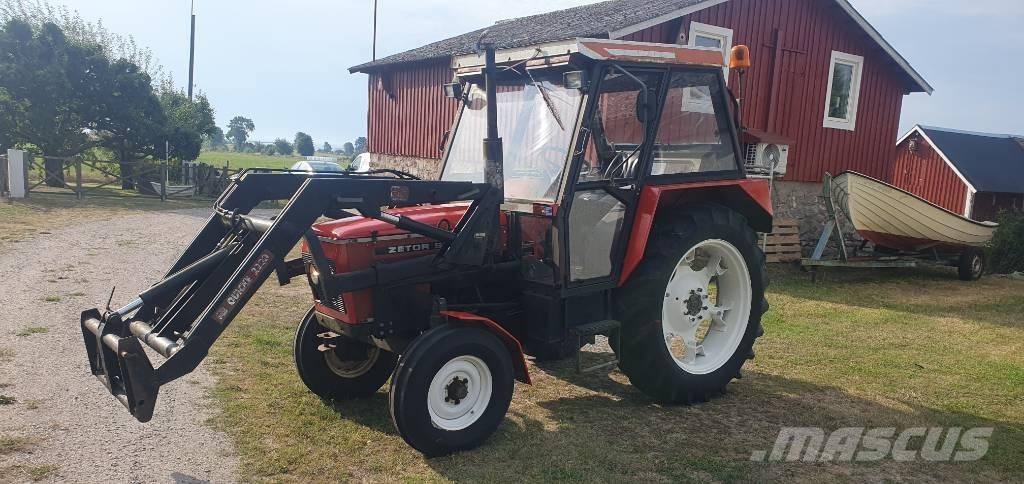 Zetor 5011 2-wd Traktori