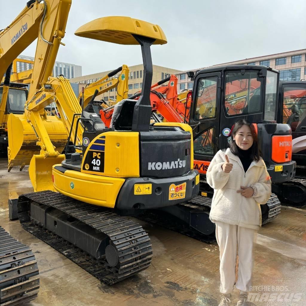 Komatsu PC 40 MR Mini bageri < 7t