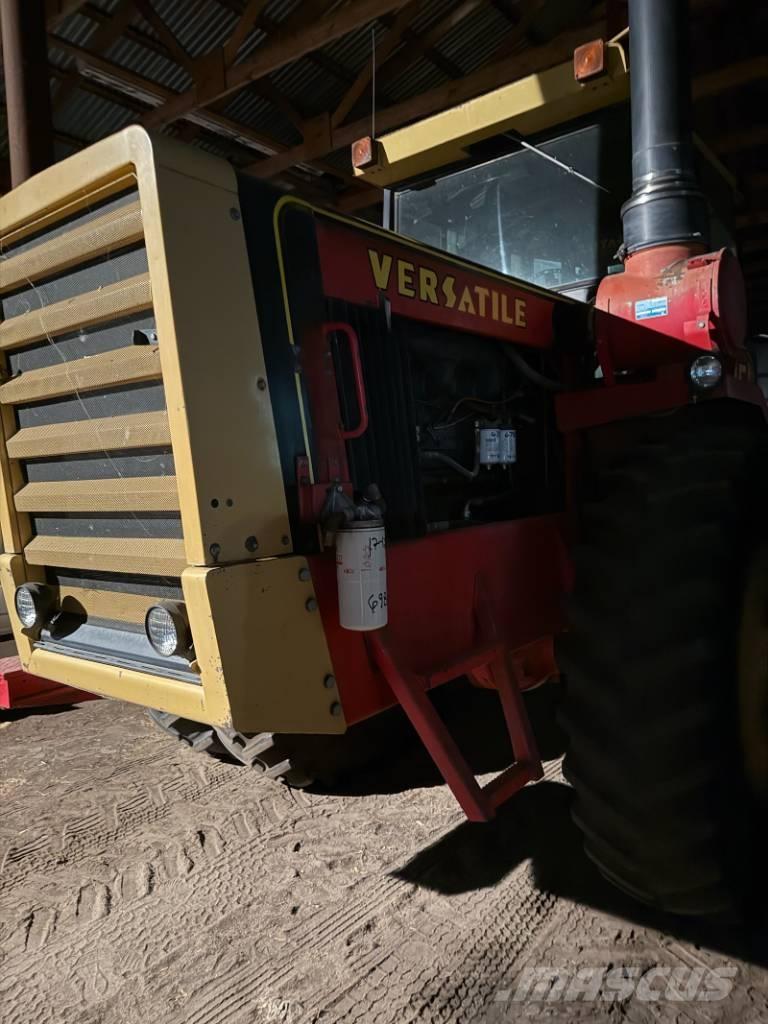 Versatile 835 Traktori