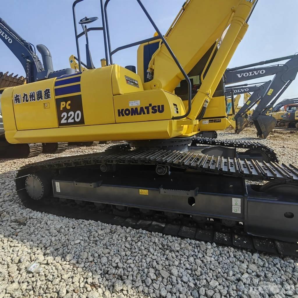 Komatsu PC 220-8 Bageri guseničari