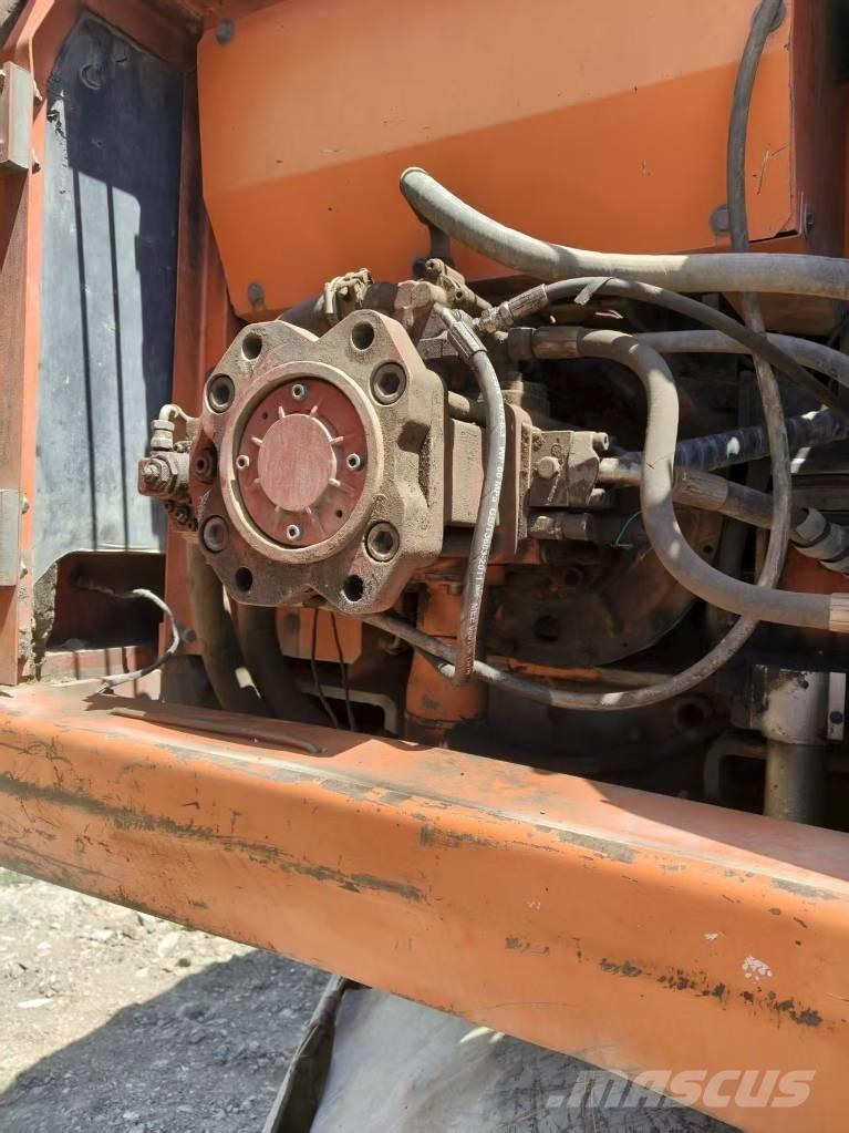 Doosan DH210W-7 Bageri točkaši